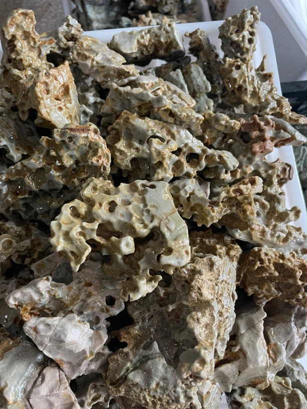 九龙璧原石蜂窝石