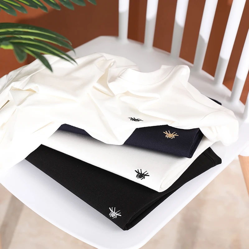 2025夏季男士时尚简约百搭纯色刺绣小蜜蜂短袖圆领T恤打底白色