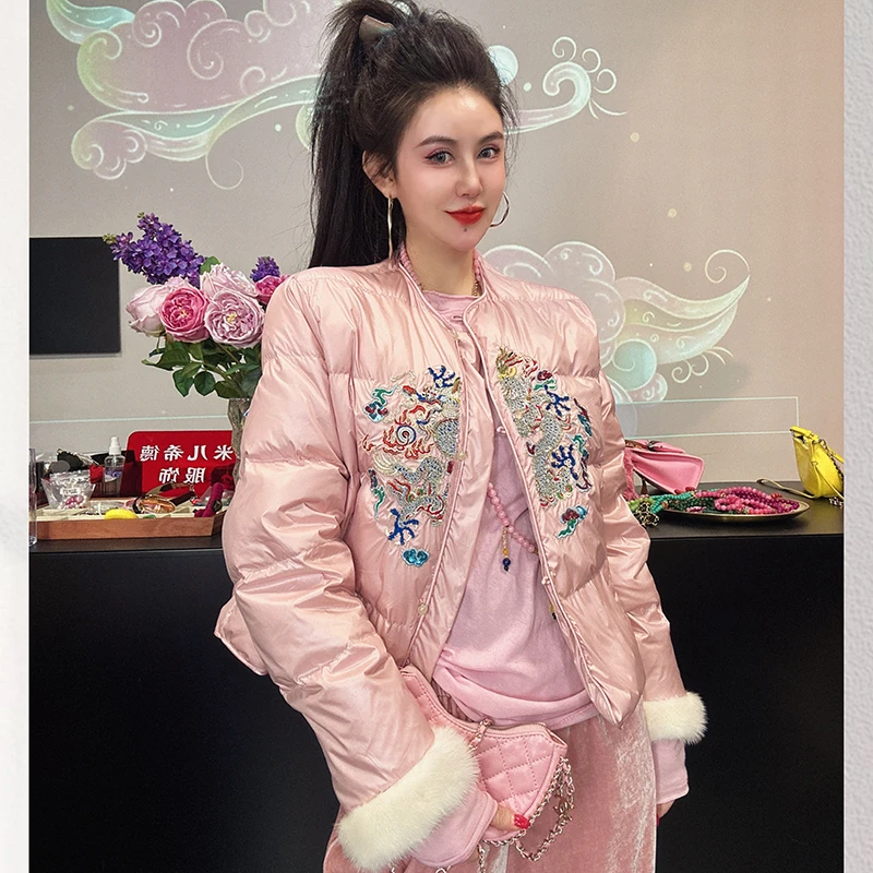 秋冬新款国风重工刺绣白鸭绒短款羽绒服女士时尚百搭潮流保暖外套