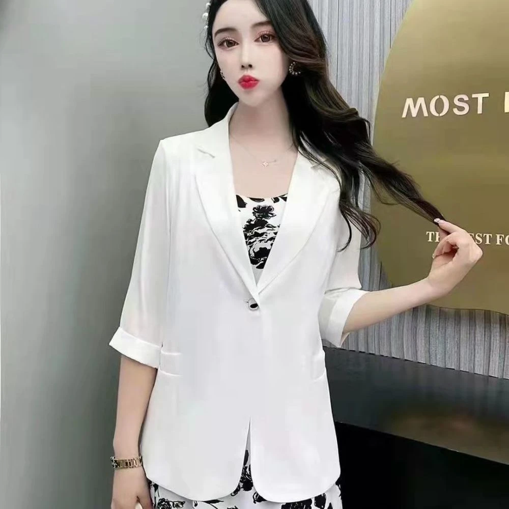 一粒扣防晒西服！显瘦女春夏薄款休闲短款外搭韩版七分袖西装