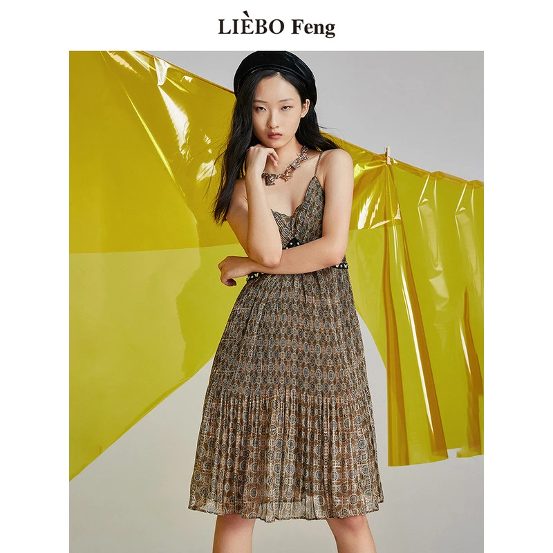 【裂帛】LIEBOFeng纯欲辣妹风吊带连衣裙7321124003