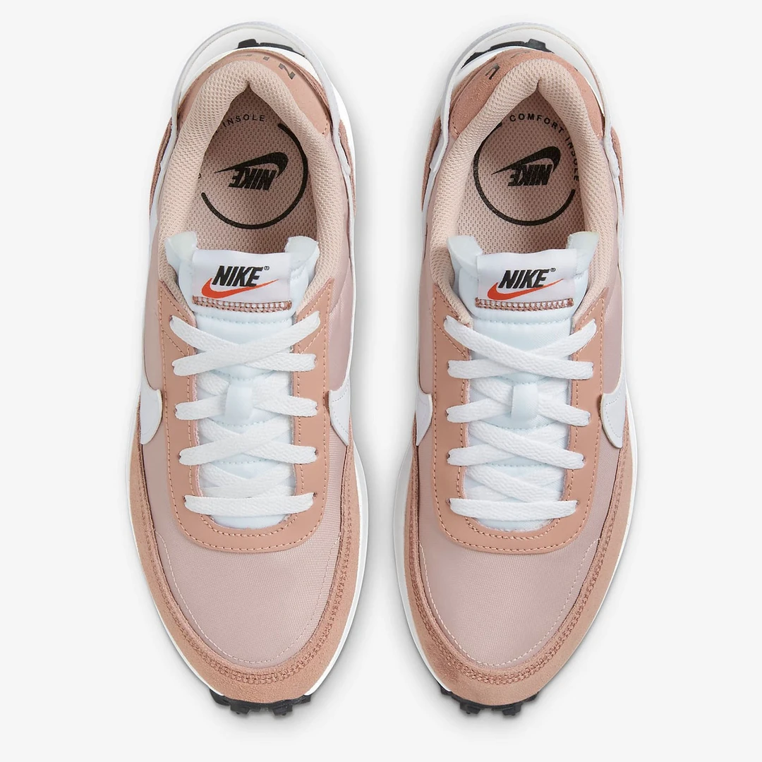 Nike/耐克 WAFFLE DEBUT 女款低帮时尚复古轻便运动鞋 DH9523-600