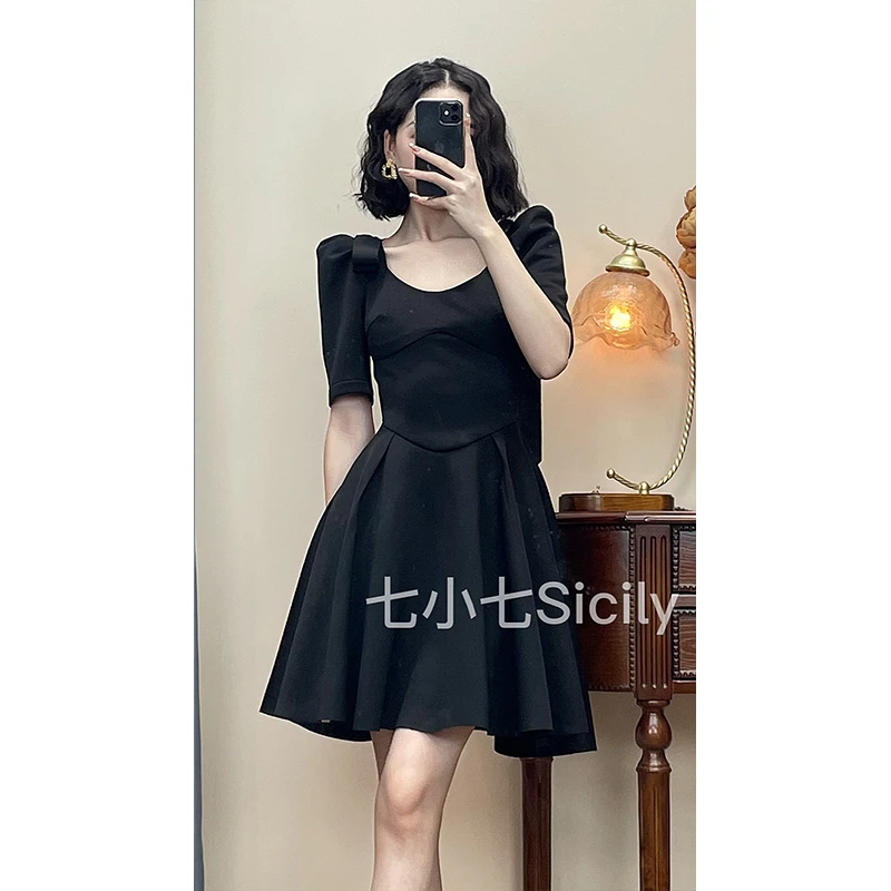 七小七Sicily【公爵夫人】夏季短袖U型领短袖连衣裙显瘦小个子短裙