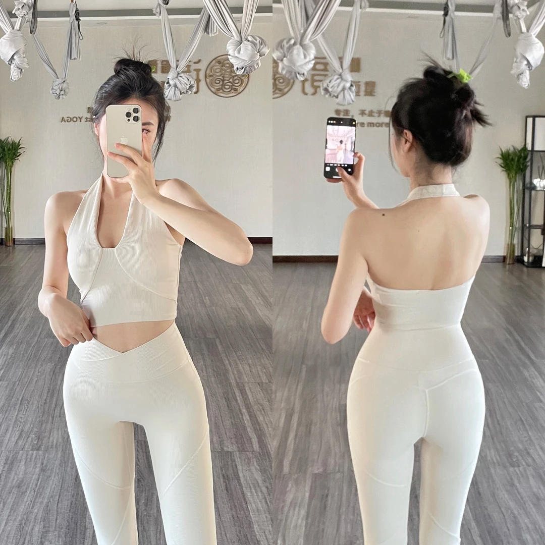带胸垫瑜伽服女夏套装跑步普拉提专业健身美背紧身蜜桃长裤两件套