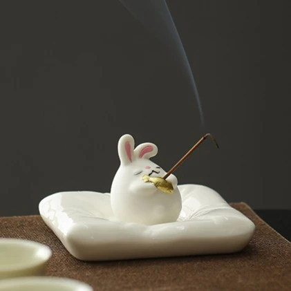 可爱萌兔线香插香座香托卡通家用室内创意礼物香盘小香炉房间香薰