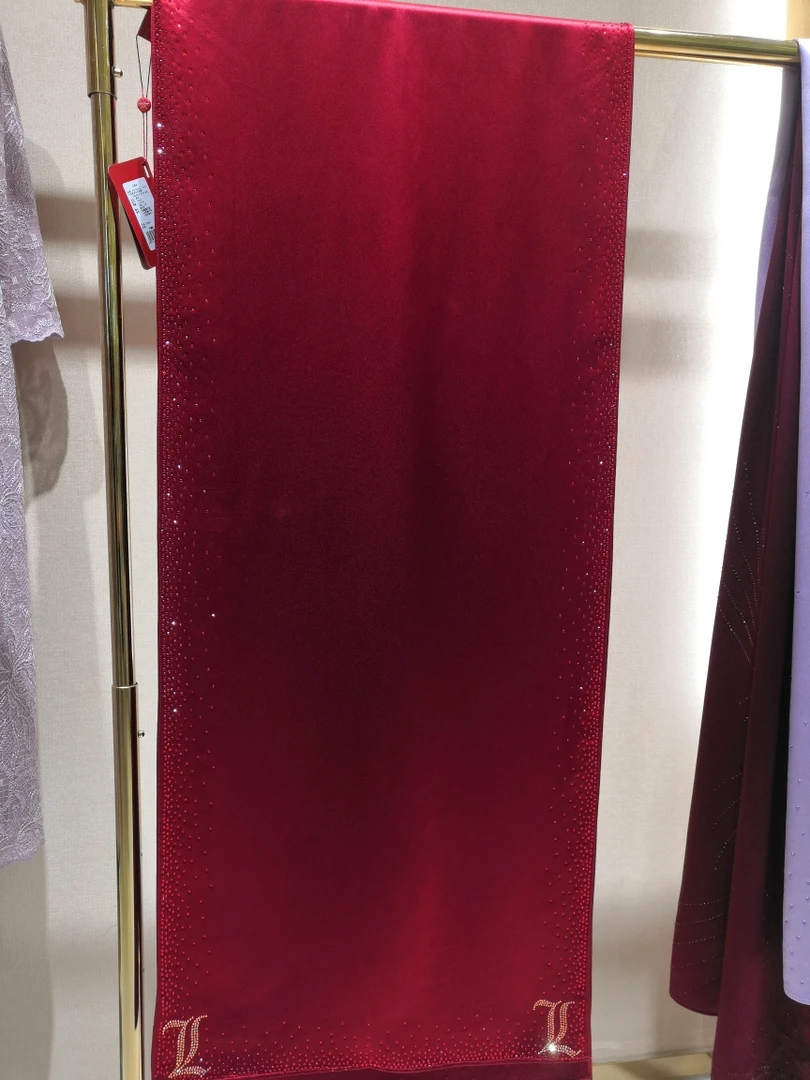 28019亮酒红紫红色三醋酸面料礼服披高档百搭妈妈婚宴披肩时尚