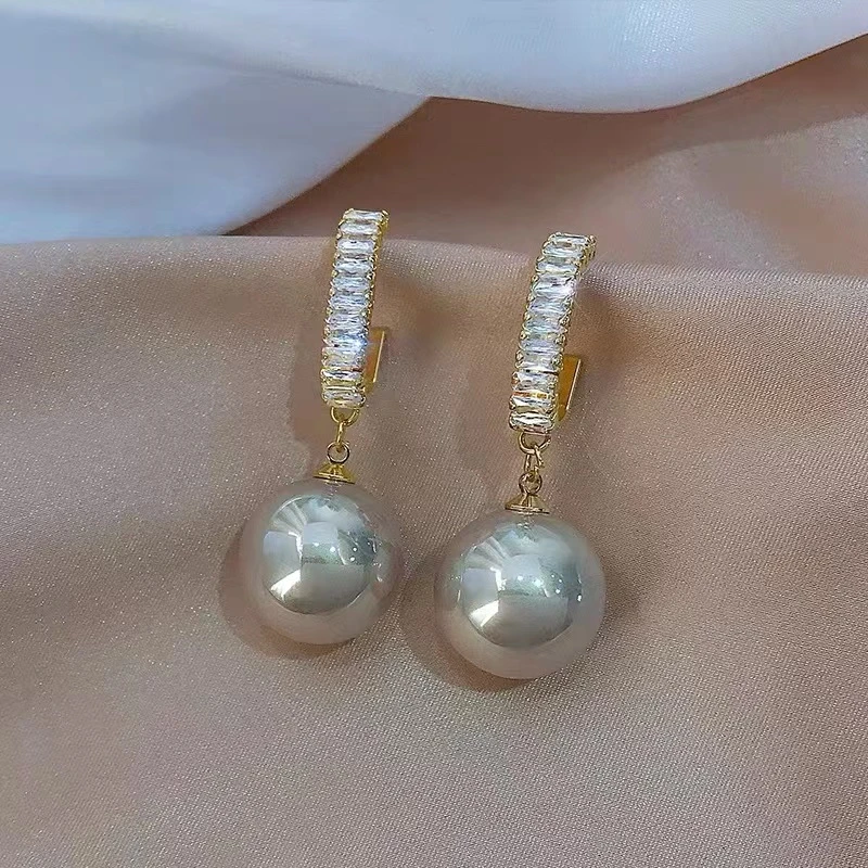 琪致 锌合金耳饰 春秋新款耳环网红女冷淡风显气质显高端大气耳饰