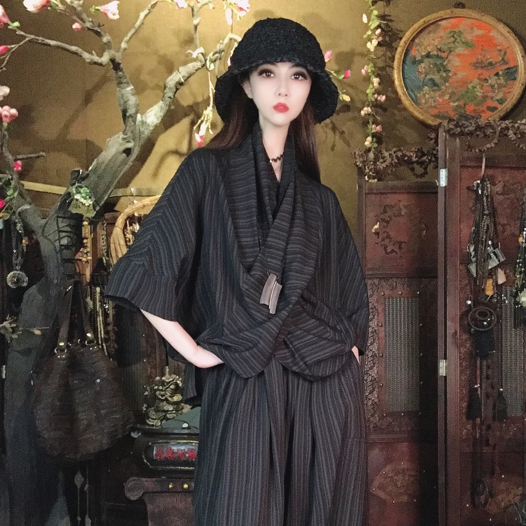 敬佳人原创限量版巴黎时装两件套（上衣加裤子）套装宽松夏季黑色