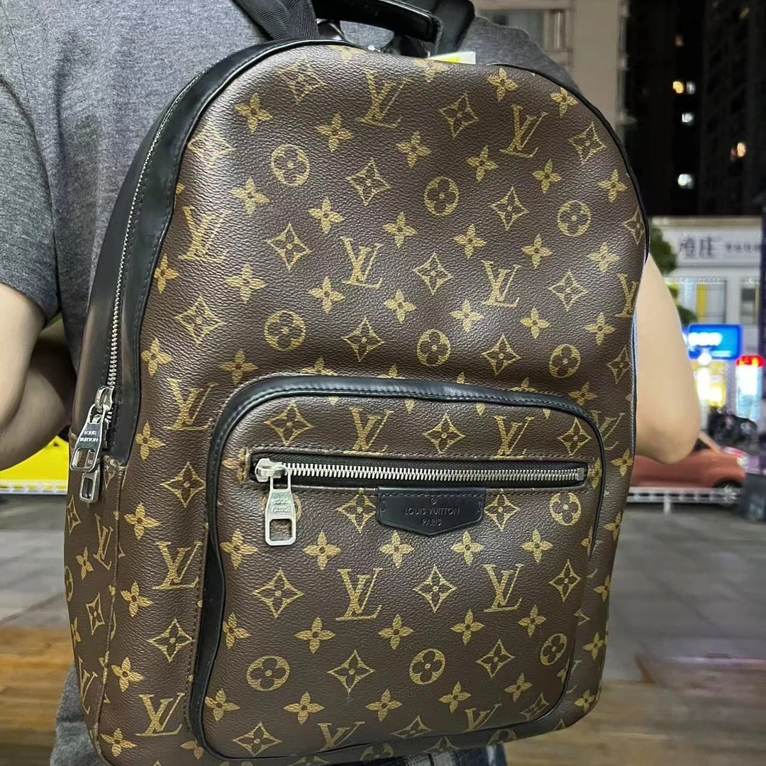 99新 LouisVuitton/路易威登 LV老花大号josh双肩包