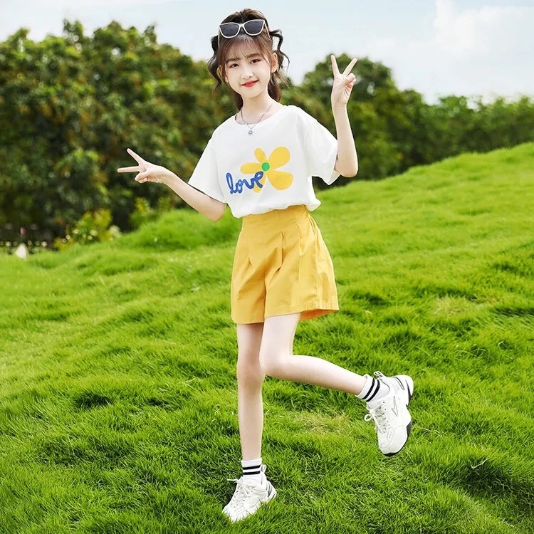 女童夏季套装2025新款韩版洋气时髦童装小女孩夏装短裤运动两件套