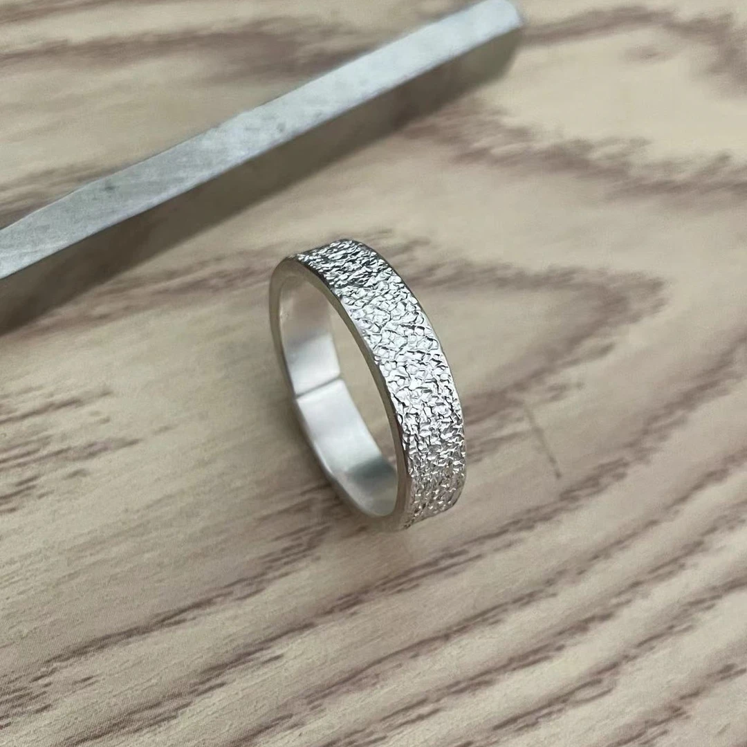 925银戒指 925银戒指  s925银开口男女情侣个性碎星纹戒指指环