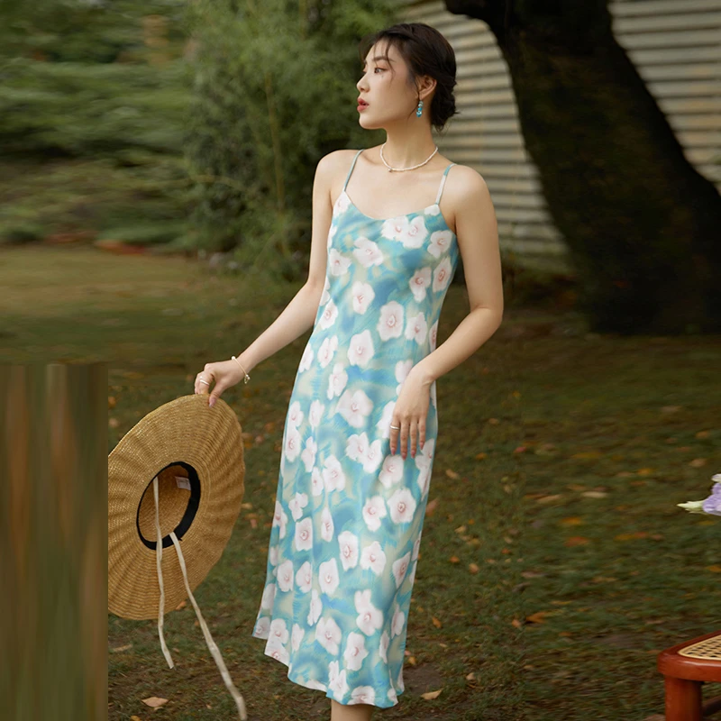 独束微胖MM大码女装清新印花吊带裙显瘦气质法式连衣裙21DY2021