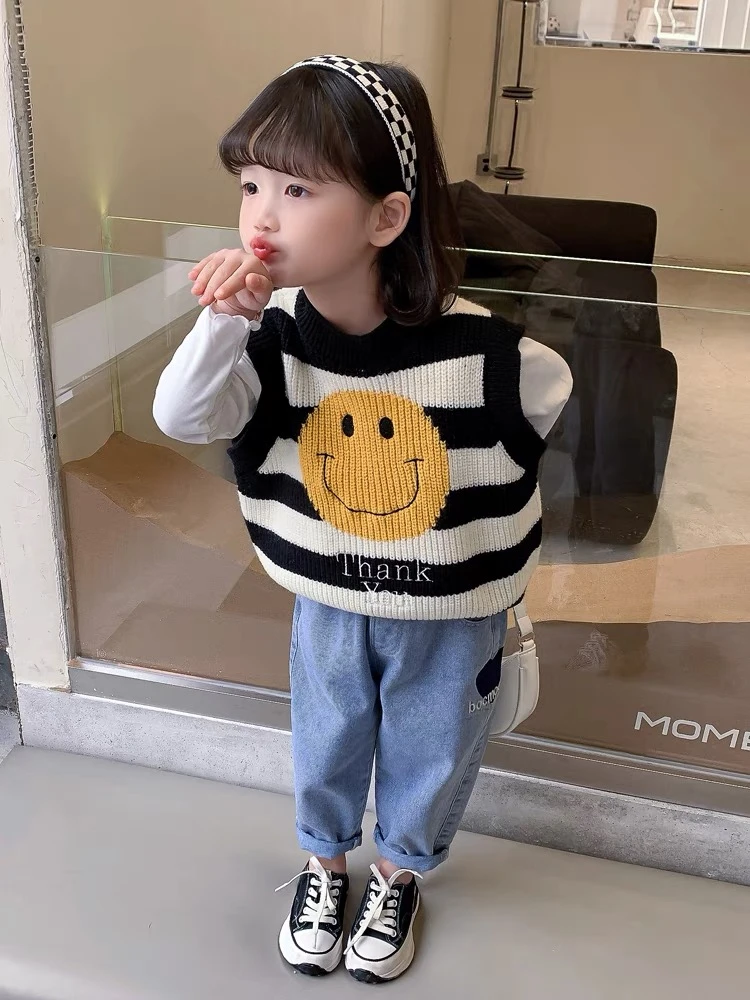 儿童马甲男女童笑脸背心春秋外穿宝宝马夹洋气男童