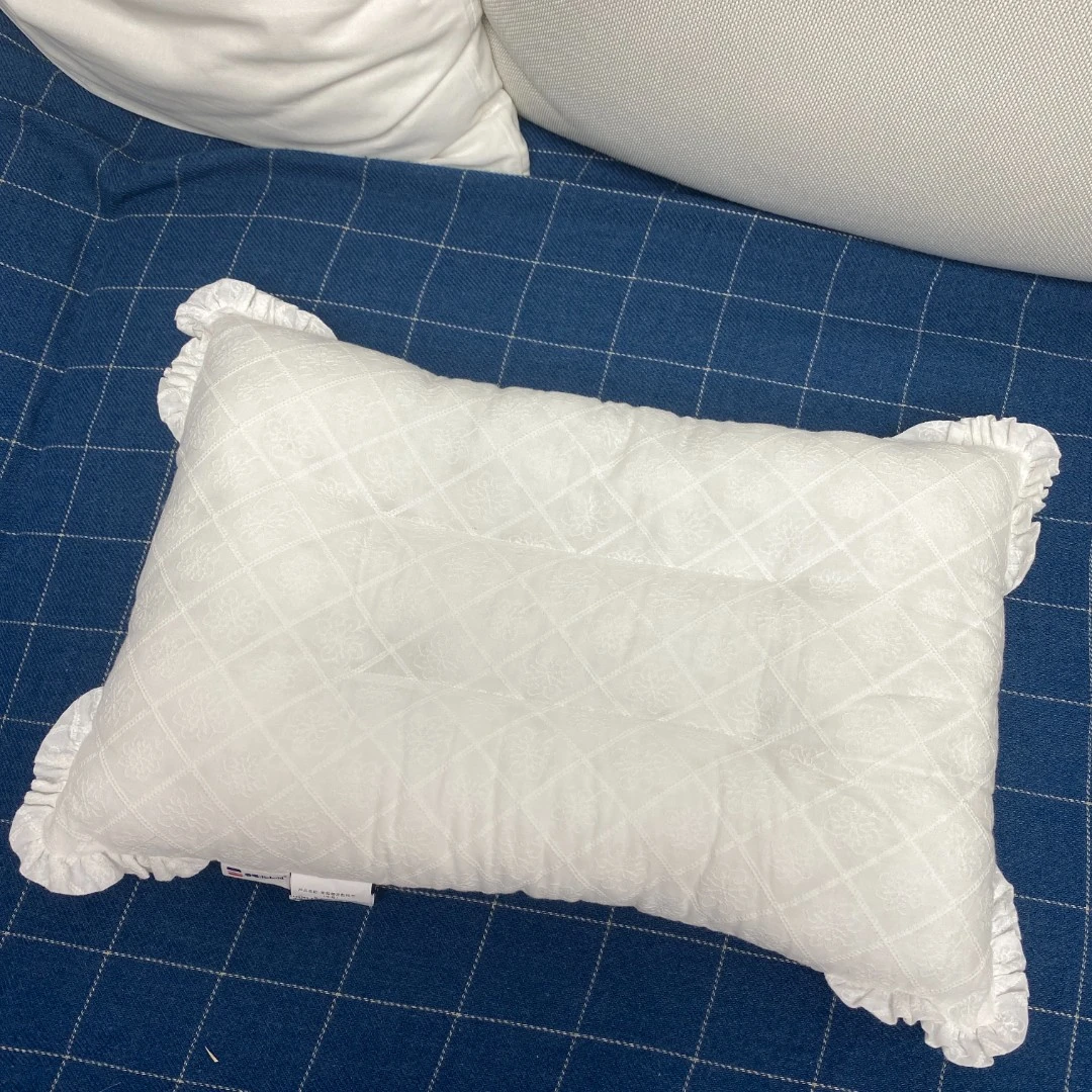 捡漏  01120293 布拉格枕芯—中号 （花边款）