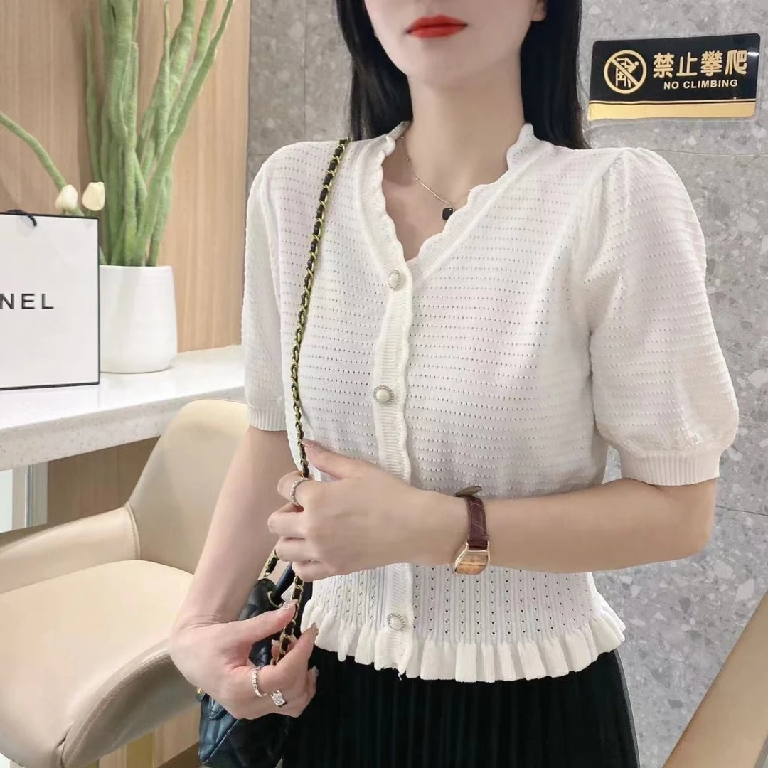 2022年超火小个子高腰短款露肚脐上衣V领针织衫