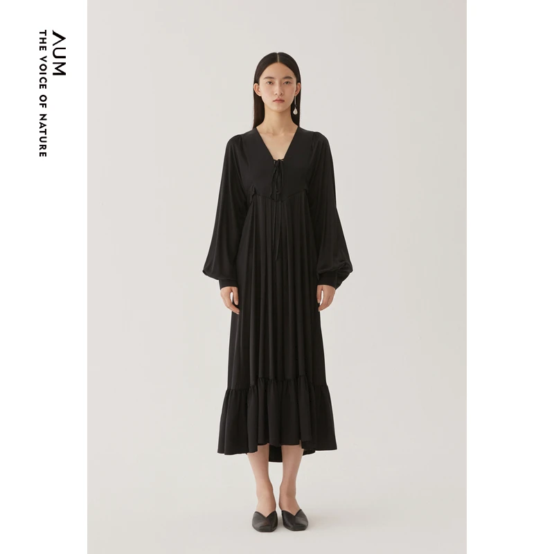 7005【CC王精选】AUM/噢姆长袖针织法式气质连衣裙