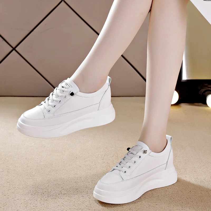 潮流时尚增高小白鞋女2025秋季新款厚底运动春秋百搭休闲板鞋时尚