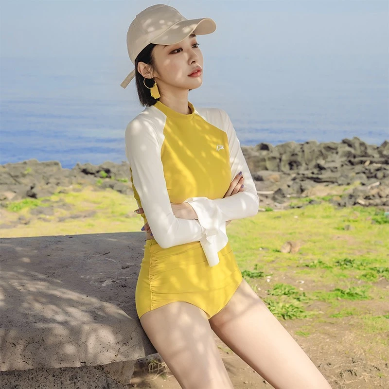 美亦舒2024新款网红风游泳衣女防晒分体两件套聚拢高腰遮肚显瘦