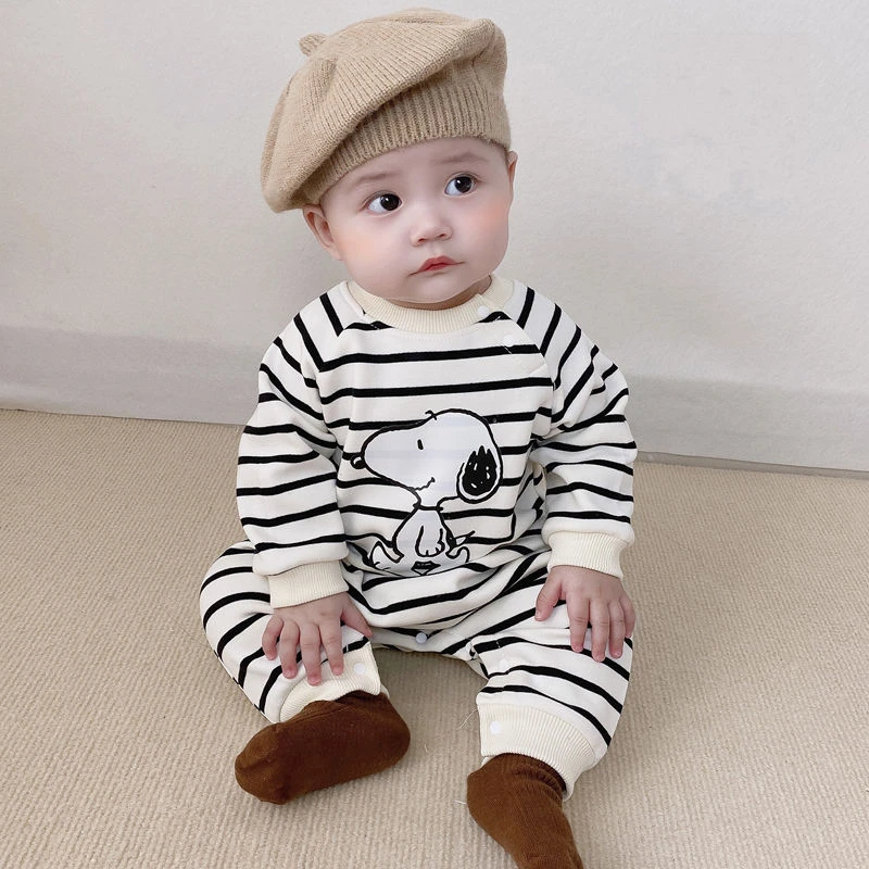 男女宝宝连体衣春秋季哈幼童装薄款新生婴儿衣服睡衣外出穿爬爬服