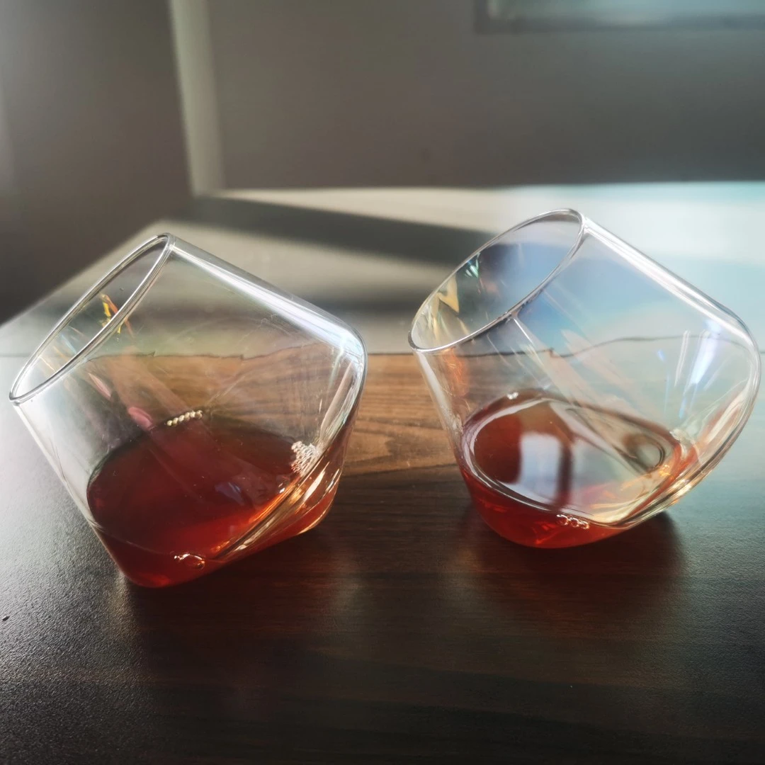 【九月宠粉浮力】炫彩欧式无腿红酒杯 洋酒杯 摇摇杯
