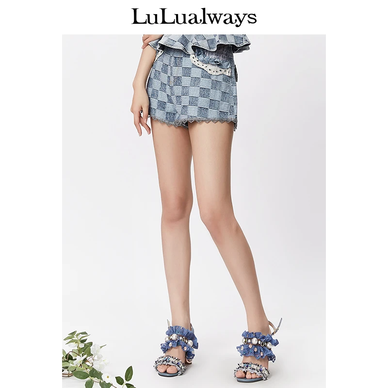 LULUALWAYS新款木耳边拼接镶钻高腰设计感短裤LMB3123