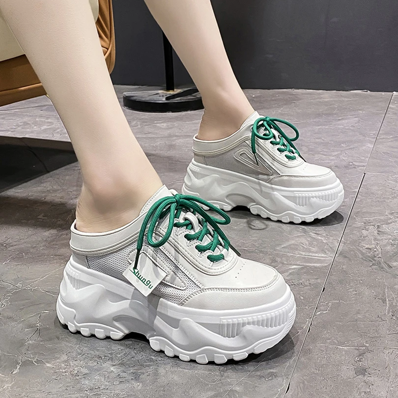 厚底包头半拖鞋外穿2025春夏季新款内增高女鞋无后跟小白鞋松糕鞋