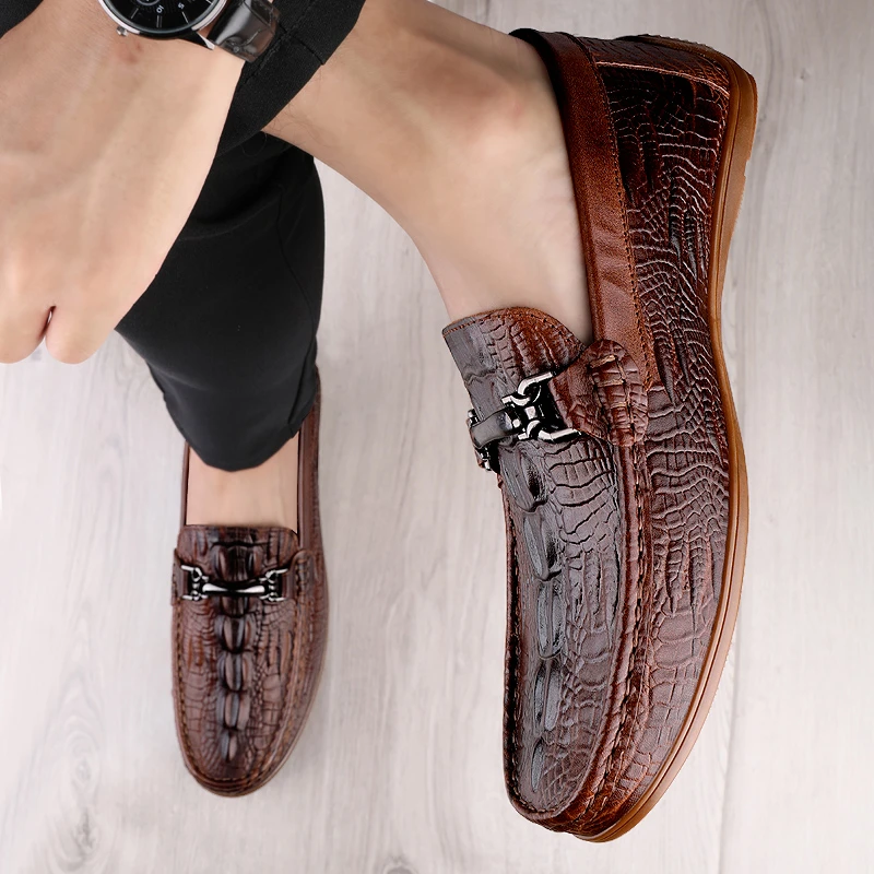 皮鞋男士四季款耐磨英伦风牛皮休闲皮鞋时尚潮流商务正装鞋套脚