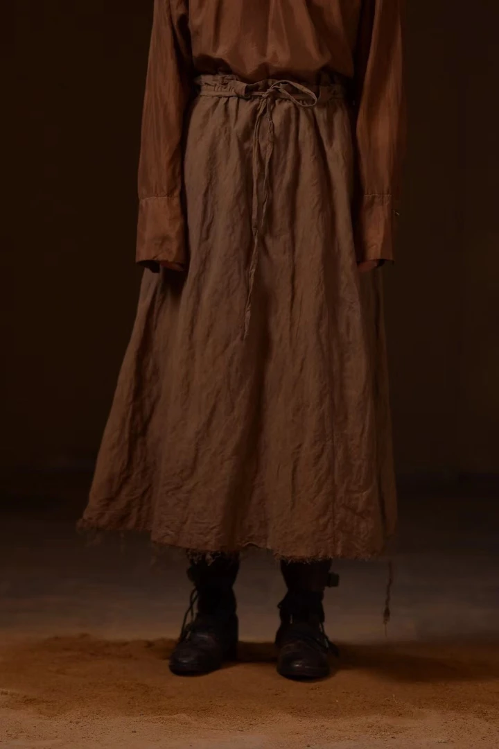 左岸迷香/2022春夏/浅棕半裙  2016 裙长：80厘米