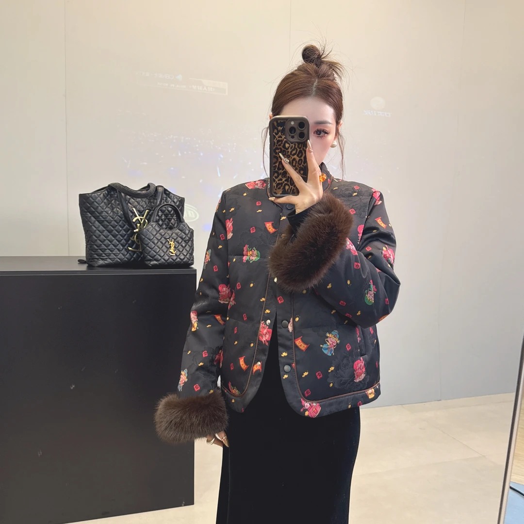 新中式国风立领拼接毛毛财神印花年服棉衣