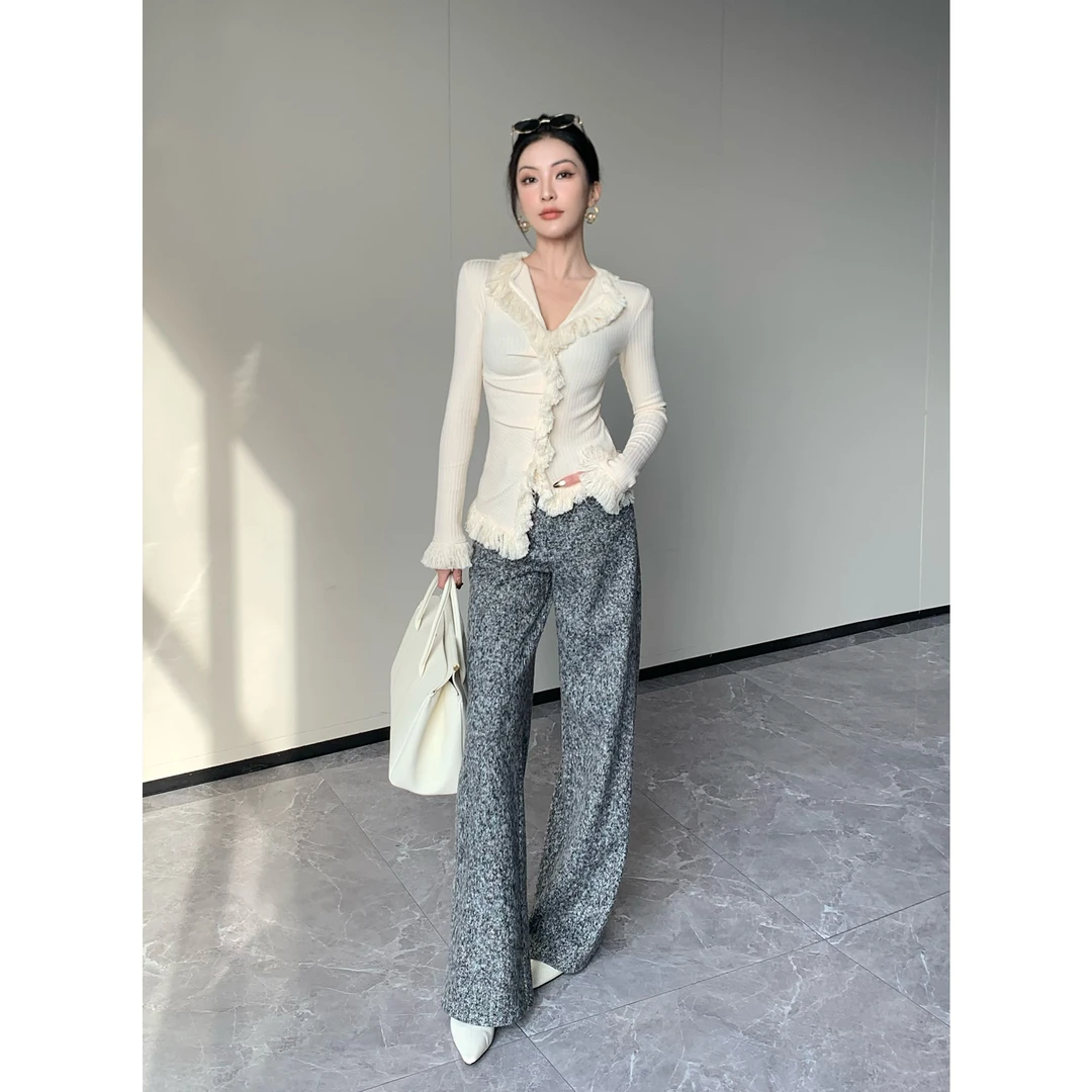 JIJINQI时尚气质显瘦长袖设计感白色纯欲打底针织衫女JC11SZHM089