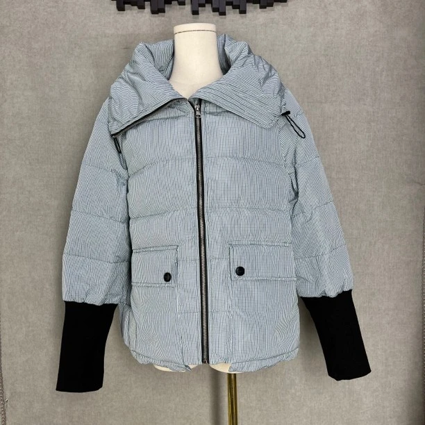 冬季新品短款女士厚外套 加厚棉衣 保暖百搭