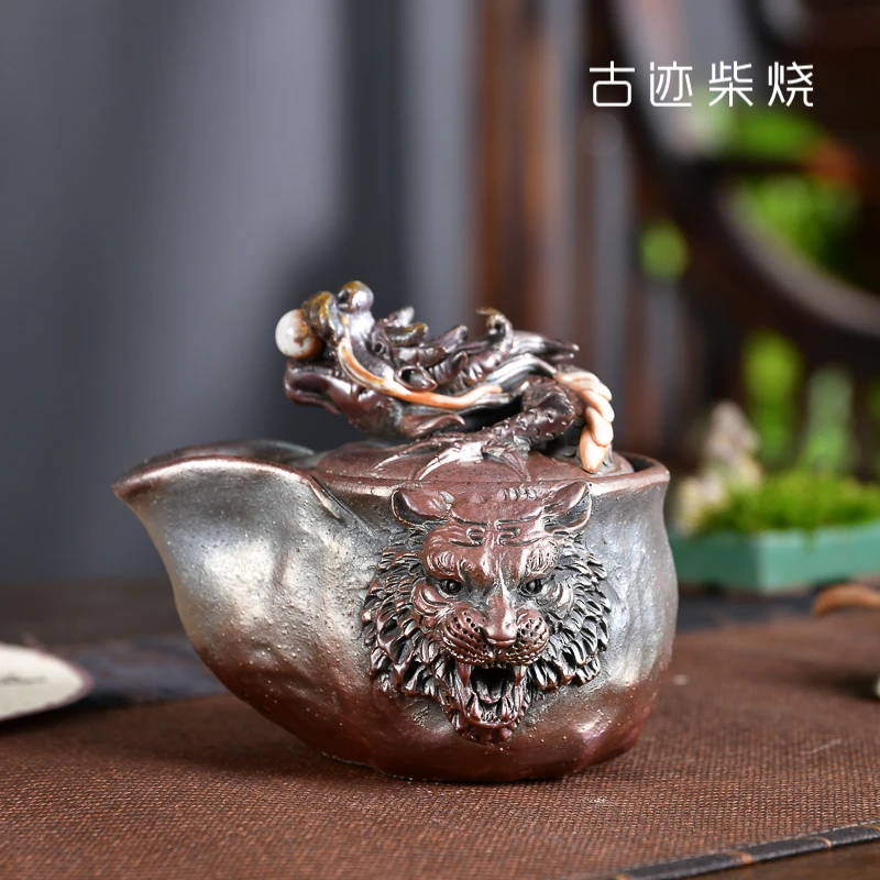 纯手工柴烧龙虎宝瓶