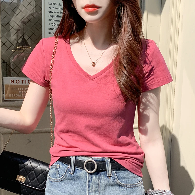 2025年春夏季新款粉色短袖t恤女修身减龄鸡心V领打底小衫百搭上衣