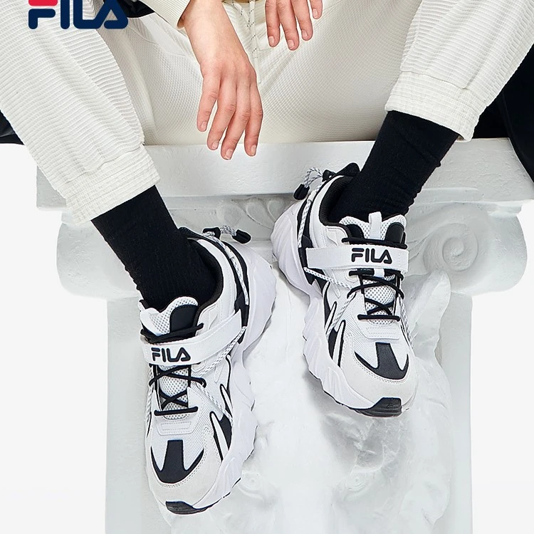 Fila/斐乐休闲潮流舒适老爹鞋户外百搭情侣虎爪运动鞋F12W231123