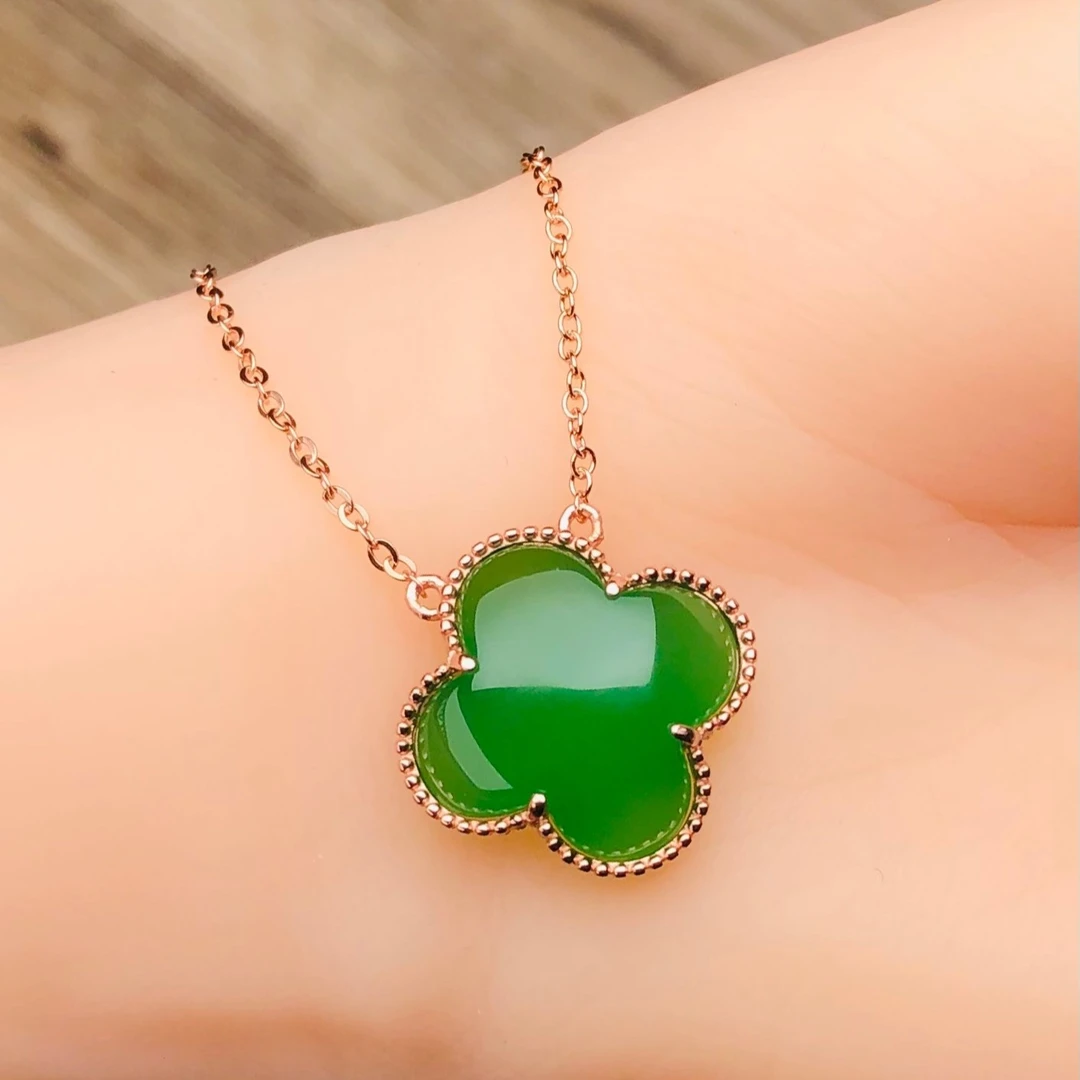 菠菜绿玉髓S925银镶嵌幸运草女款珠宝吊坠