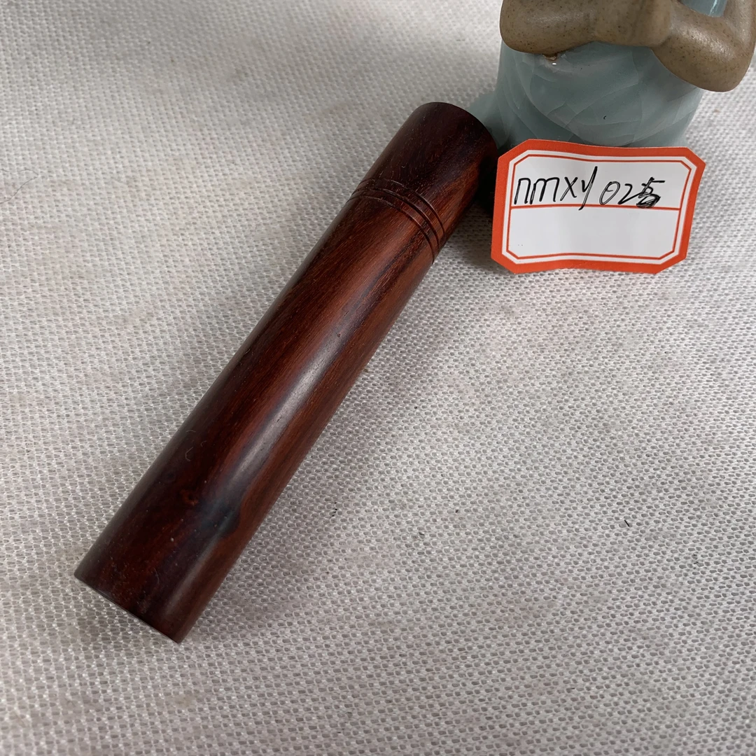 nmxy025 印度小叶紫檀香筒长9.8CM直径1.8CM净重19克