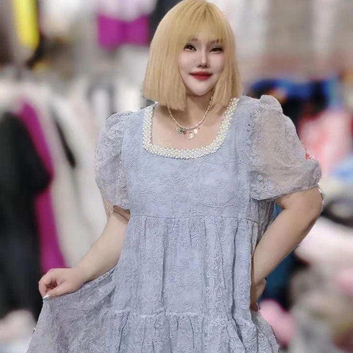 夏日U领刺绣珍珠花朵连衣裙