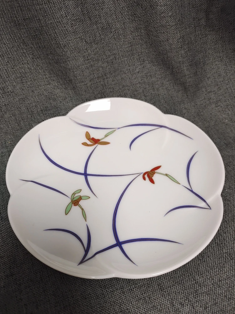香兰社餐具陶瓷兰花花瓣大碟01/96个别有轻微牛毛痕手工碟子盘子