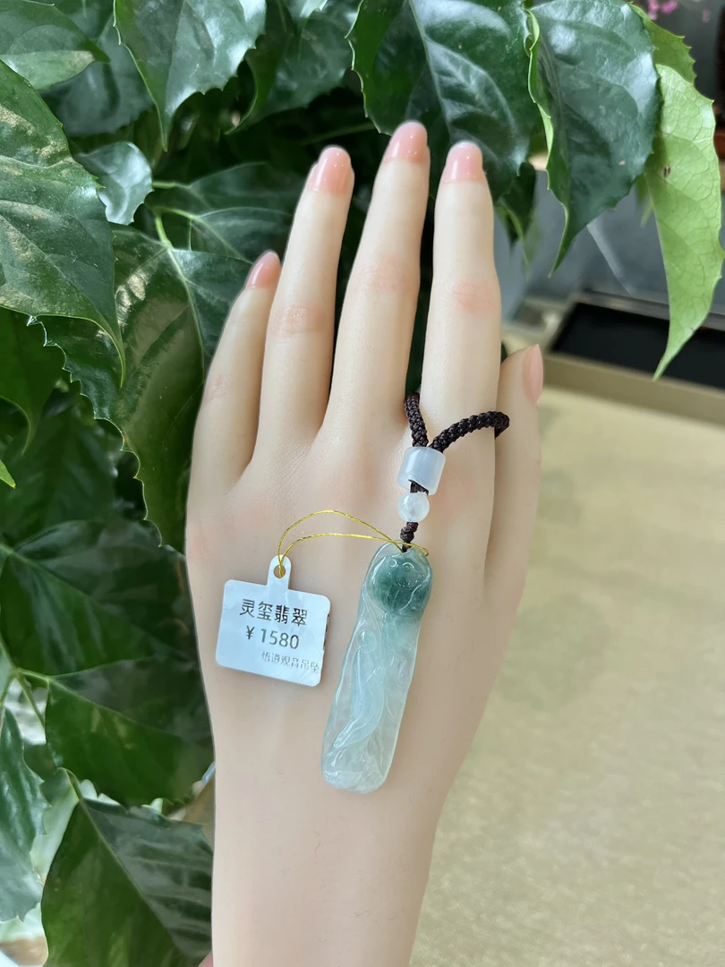 天然翡翠A货，悟道观音吊坠