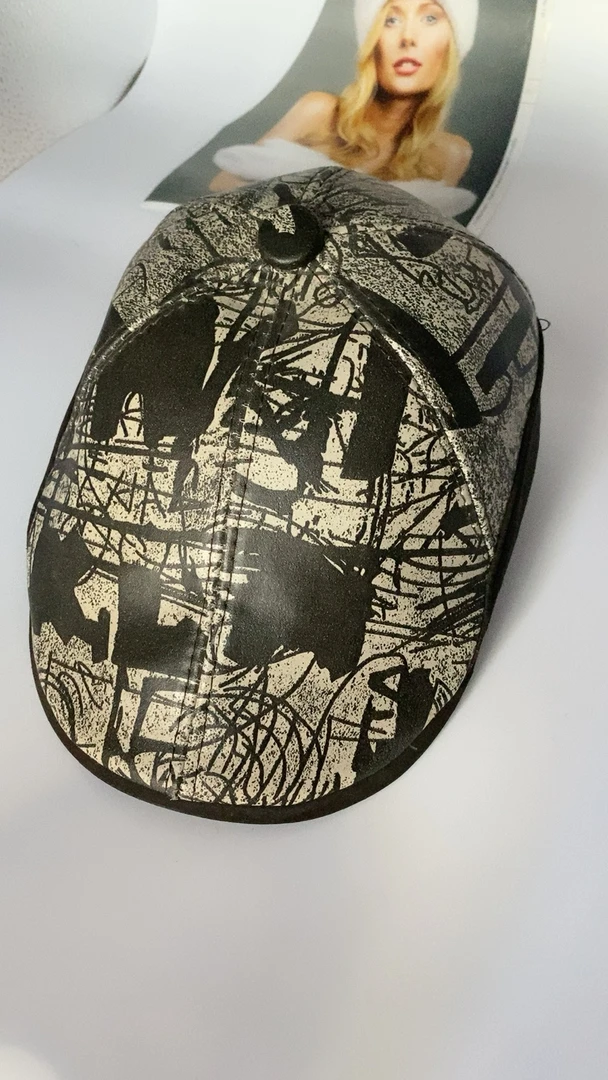 春秋款男女同款单皮羊皮前进帽