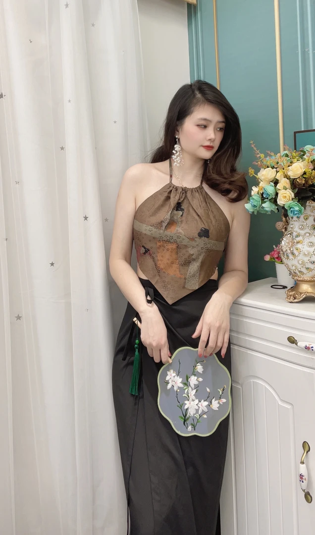 香云改良古风肚兜式挂脖吊带小背心上衣女