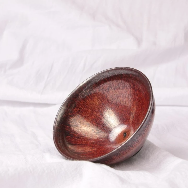 建窑铁锈银霜火毫束口杯