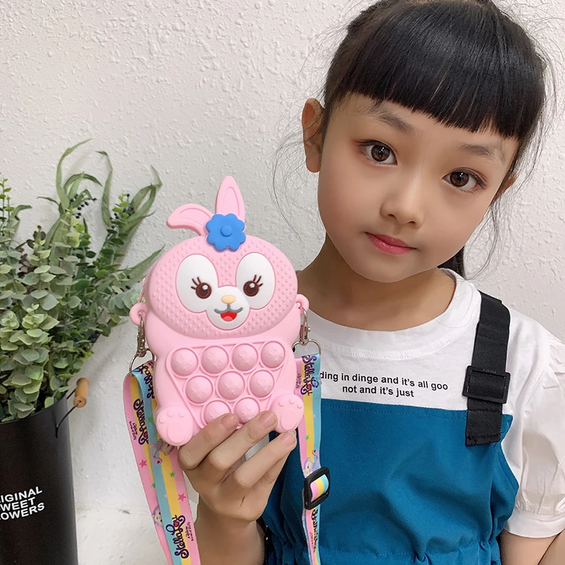 2022夏新款儿童小包包韩版可爱硅胶单肩斜挎包按压系列女童零钱包
