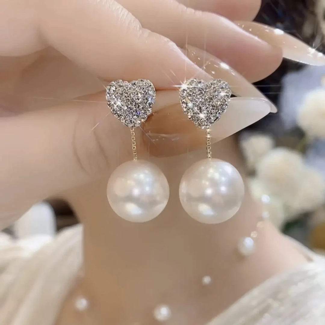 铜合金合成锆石耳饰 百搭一心一意时尚精致小众耳环长款气质轻奢