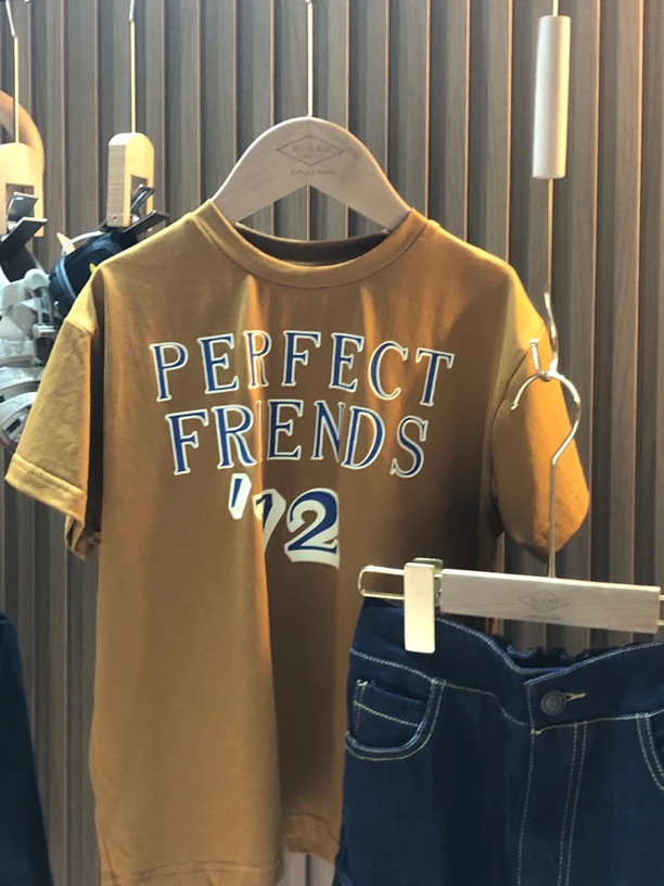 夏季儿童棕色短袖tee