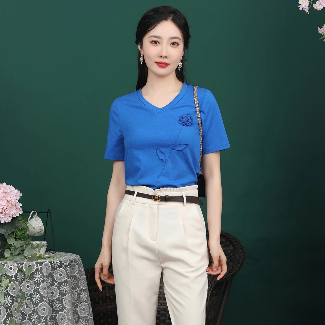 （崔万志旗袍）百搭V领休闲立体玫瑰花杜邦索罗纳棉T DW4629
