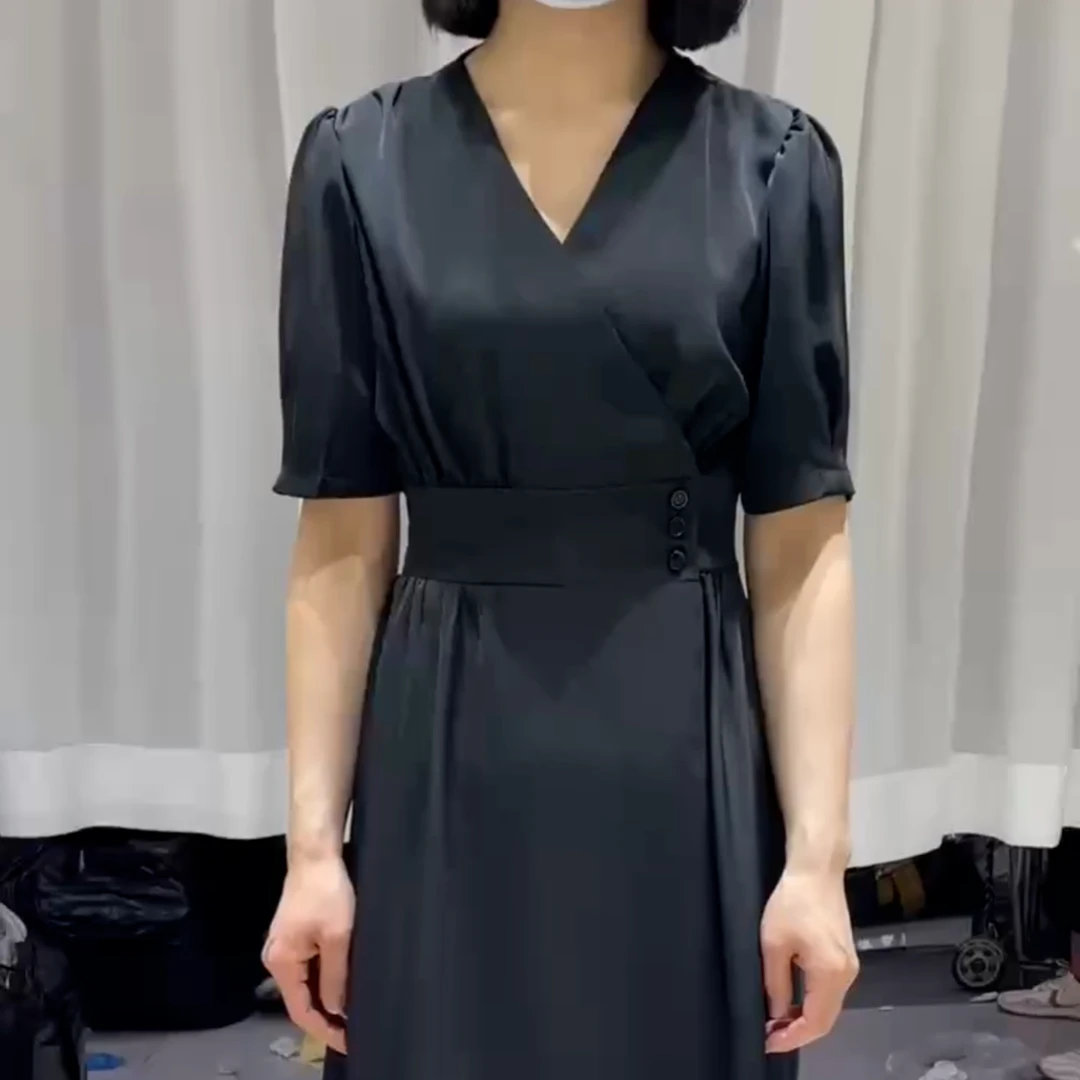夏季新款束腰V领长裙三色律动莫兰迪