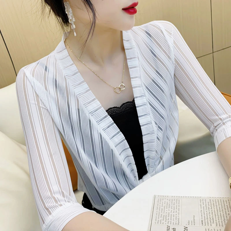 披肩夏季配裙子的小外套薄款大码百搭开衫女外搭罩衫防晒空调衫