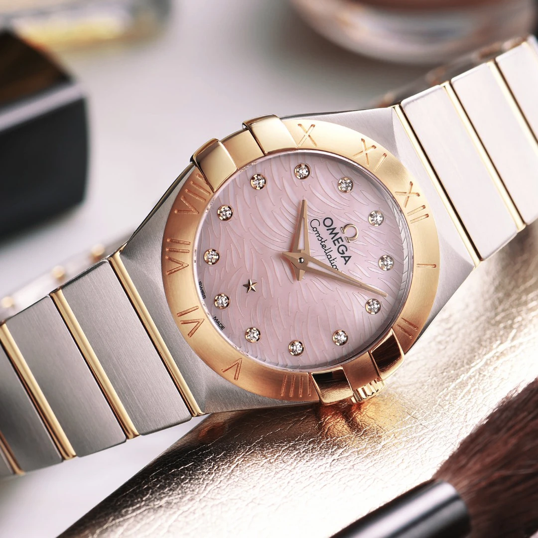 99新 Omega/欧米茄 盒证/星座/间金/石英女表123.20.27.60.57.004