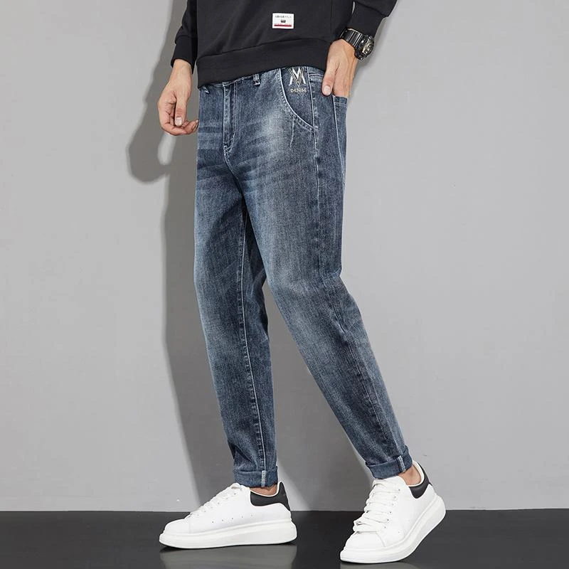 春季新款斜插口袋牛仔裤男款潮牌弹力柔软刺绣微宽松小直筒裤子男